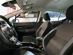 نيسان فيرسا